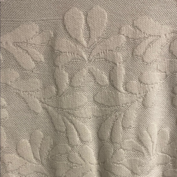 Banana Republic Cream Floral Crew Neck Sweater - Picture 3 of 4